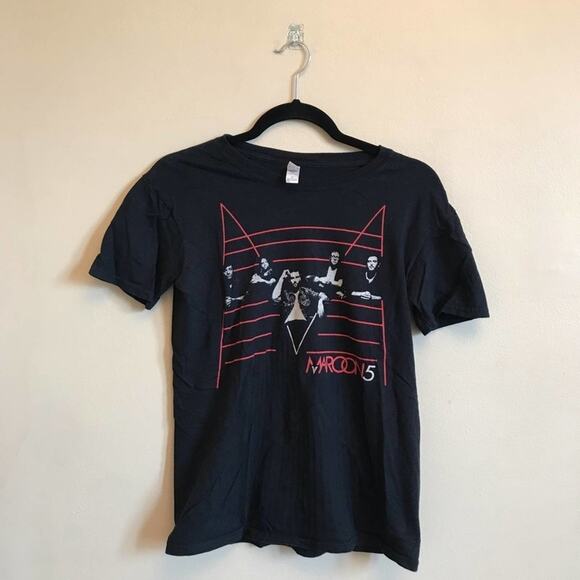 Gildan S SoftStyle cotton Maroon 5 short sleeve t-shirt black - Picture 1 of 7